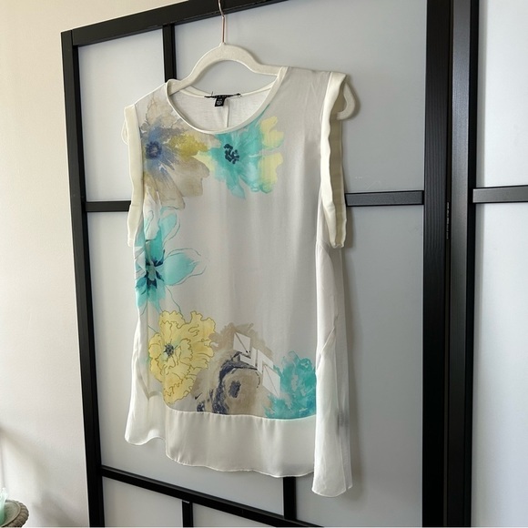 [L] Zac & Rachel White Floral Watercolour Style Sleeveless Blouse Tank Top - Picture 2 of 10